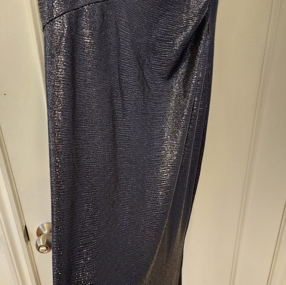 Evening Dress - Formal - Prom - Gala - Picture 5 of 9